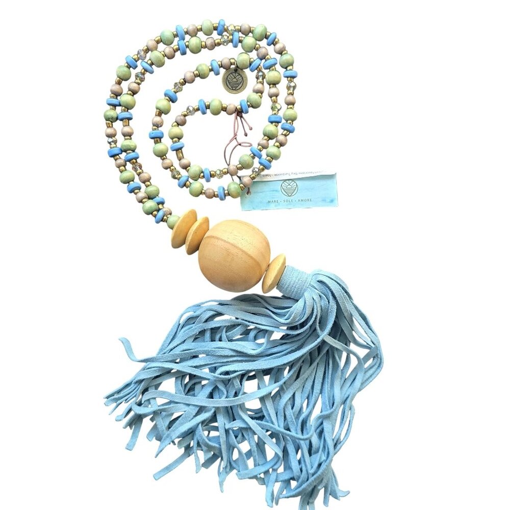 Mare Sole Amore NWT Bohemian Beaded Necklace With Wood & Tassel blue white